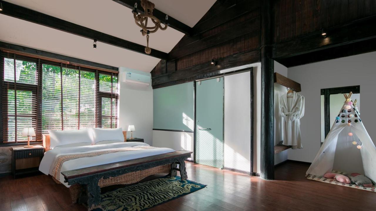 Adonis Inn Lijiang 麗江市 エクステリア 写真