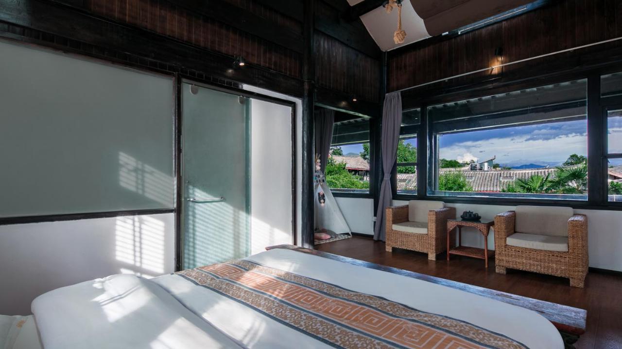 Adonis Inn Lijiang 麗江市 エクステリア 写真
