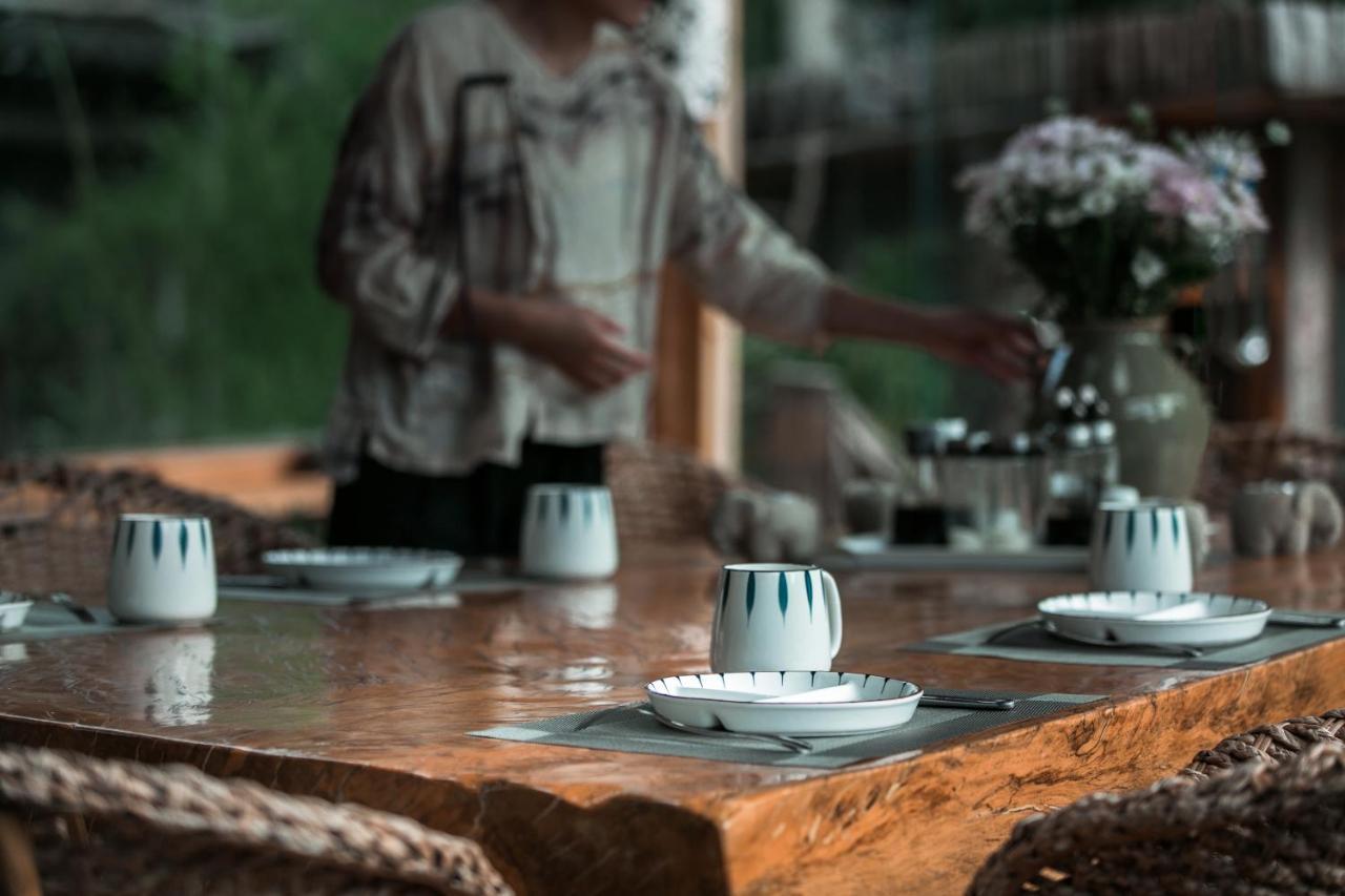 Adonis Inn Lijiang 麗江市 エクステリア 写真