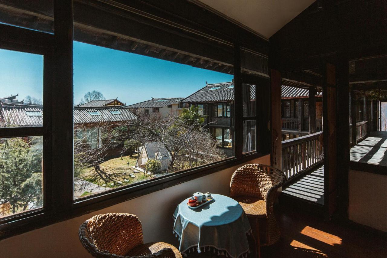 Adonis Inn Lijiang 麗江市 エクステリア 写真