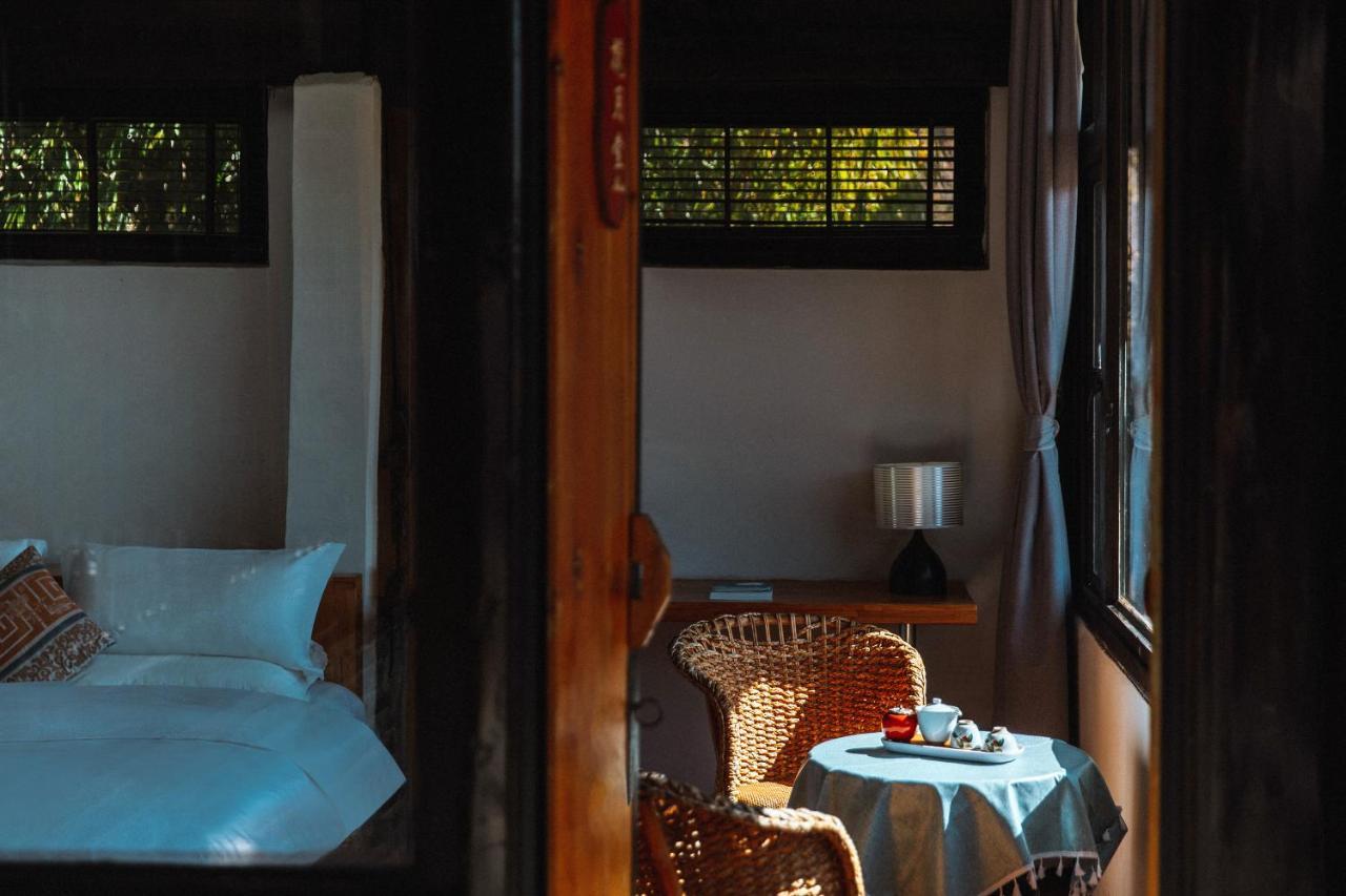 Adonis Inn Lijiang 麗江市 エクステリア 写真