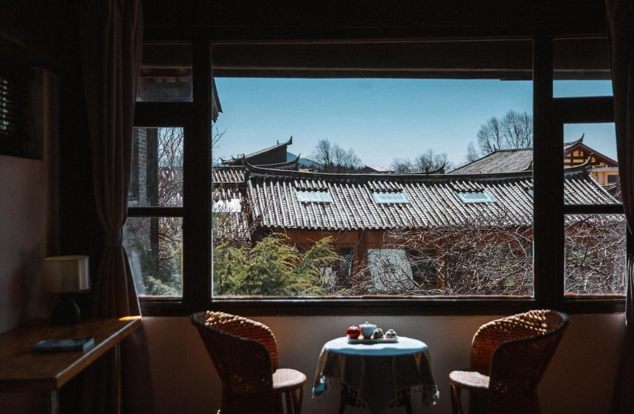 Adonis Inn Lijiang 麗江市 エクステリア 写真