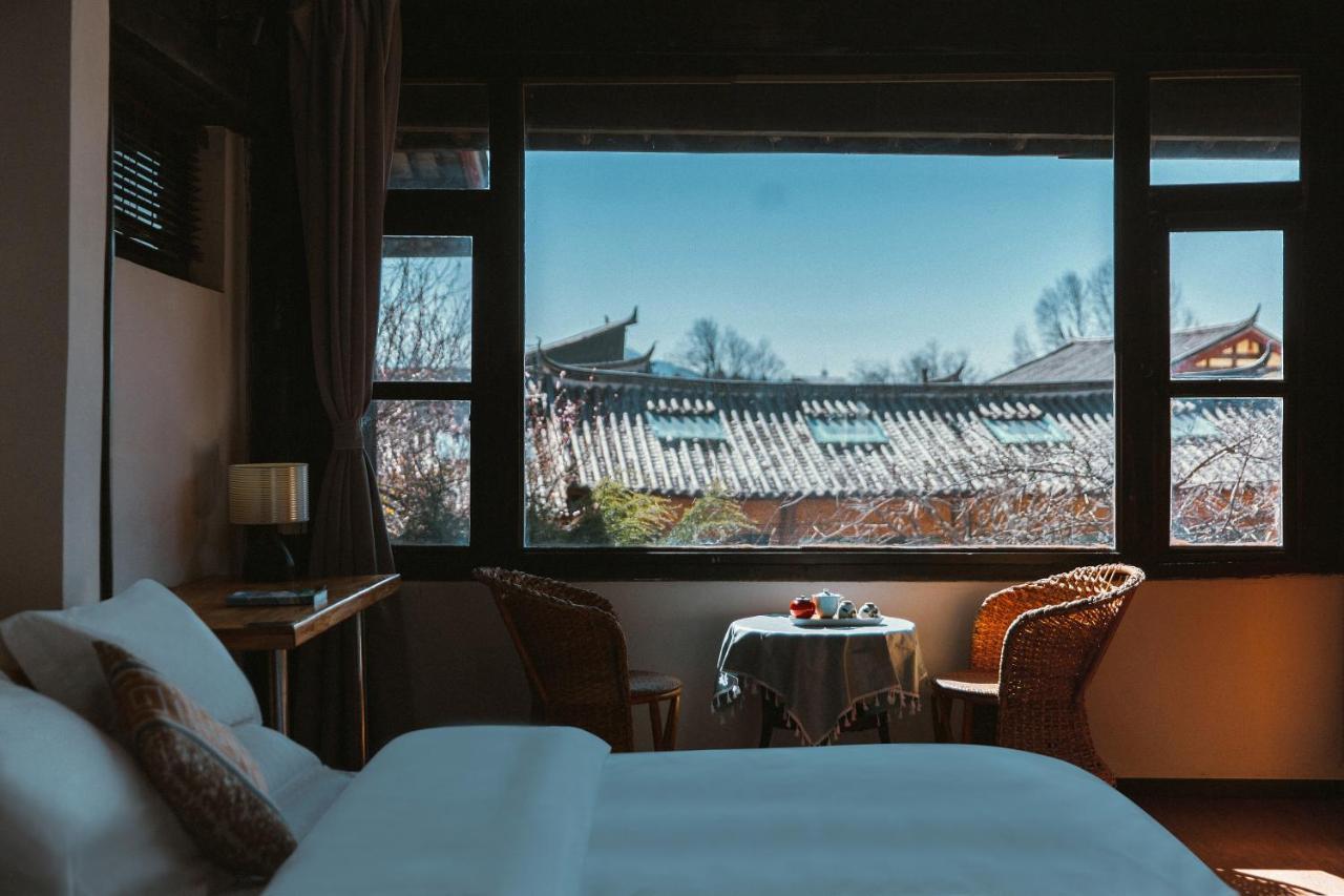 Adonis Inn Lijiang 麗江市 エクステリア 写真