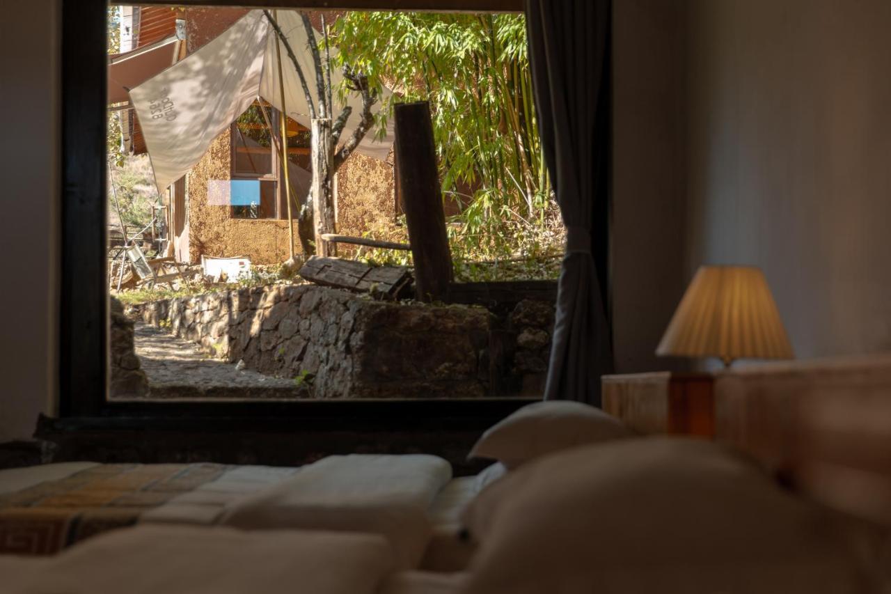 Adonis Inn Lijiang 麗江市 エクステリア 写真