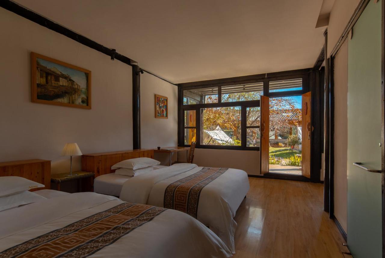 Adonis Inn Lijiang 麗江市 エクステリア 写真