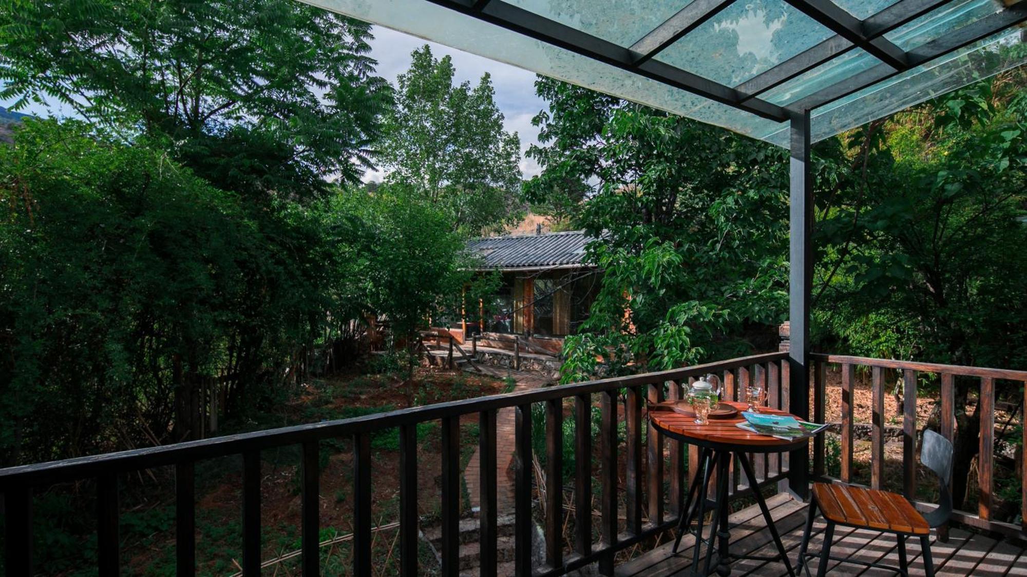 Adonis Inn Lijiang 麗江市 エクステリア 写真
