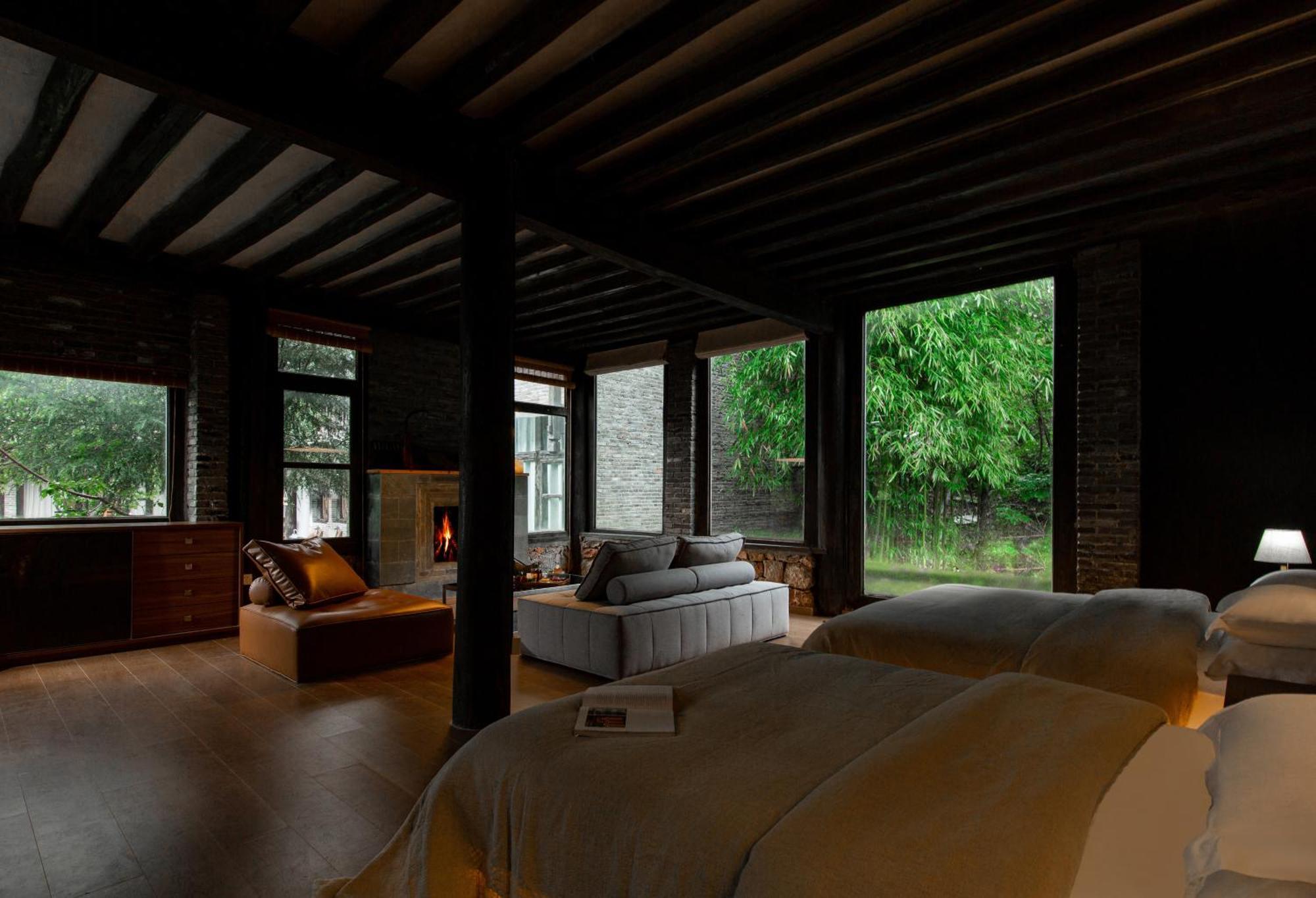 Adonis Inn Lijiang 麗江市 エクステリア 写真